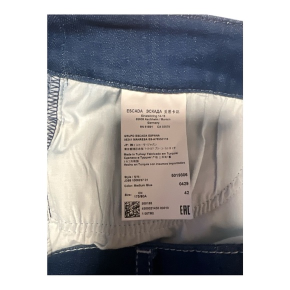 + Escada White Stitching Flare Medium Wash Jeans Size 32 (EU 42) KD1 - Picture 7 of 7